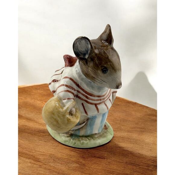 Vintage Beswick Beatrix Potter 1948 "Mrs Tittle Mouse" Porcelain Figurine RARE - Picture 1 of 10